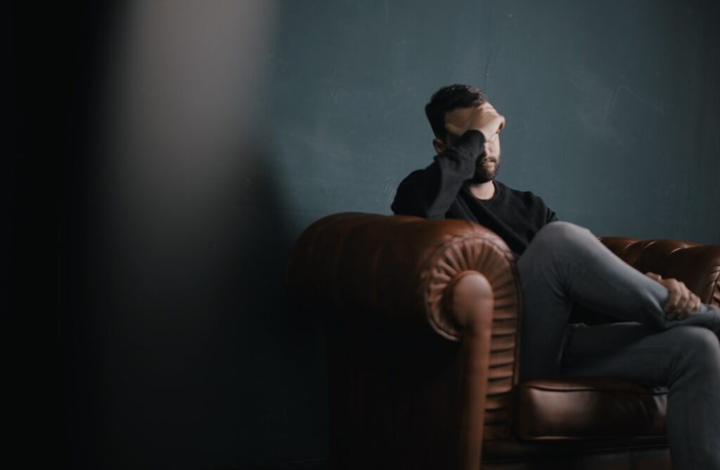 Fibromialgia e saúde mental: o que a psicologia tem a ver com isso?